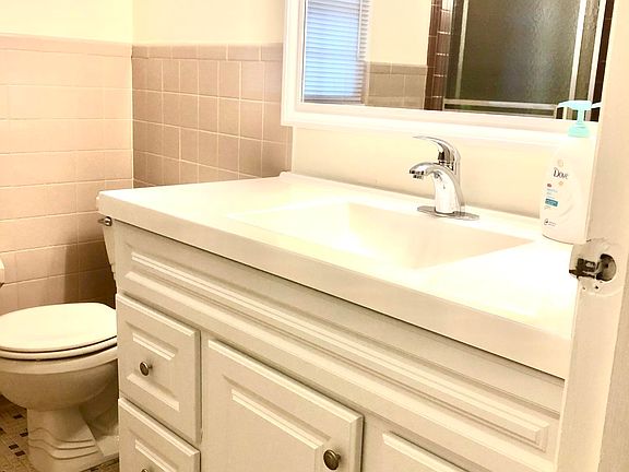 5th image of 673B New Castle Ct #1002