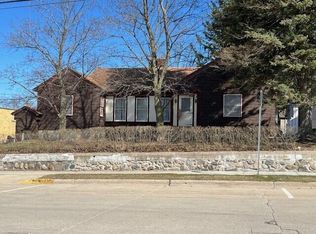 220 S State St, Hart, MI 49420