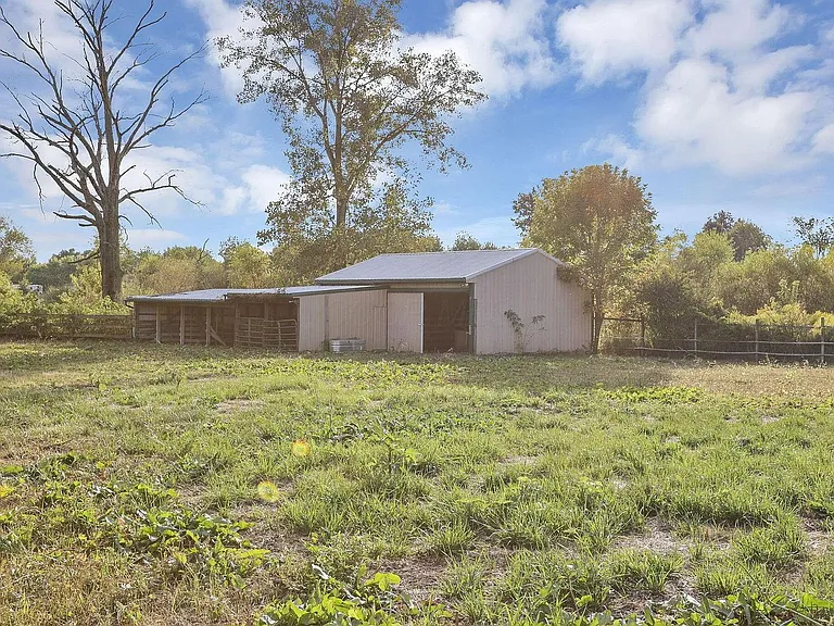 2453 Ryan Rd SE — Photo 54