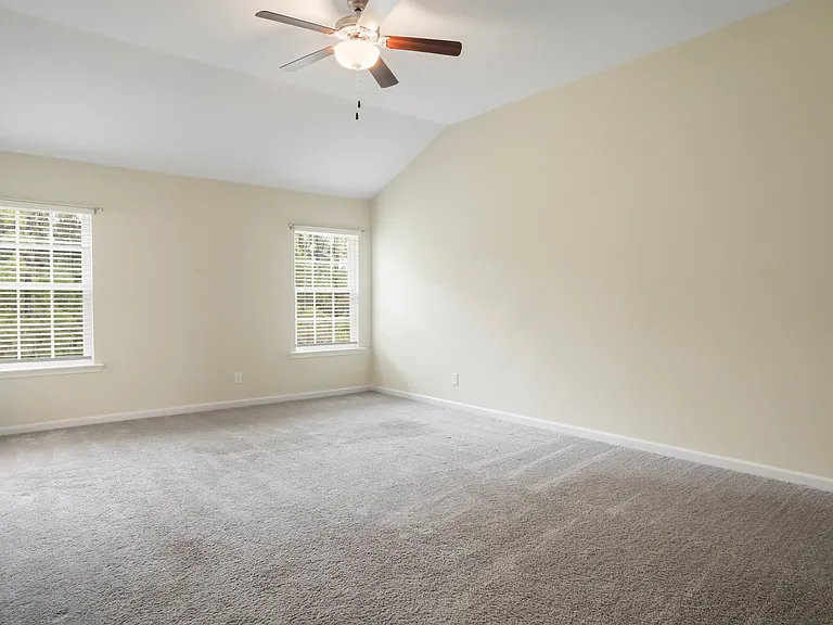 572 Brightleaf Cir — Photo 11