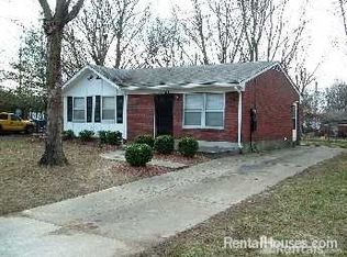 10404 Tarrytowne Rd, Louisville, KY 40272