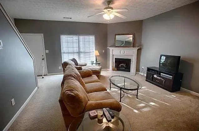 3816 Dandridge Way — Photo 4