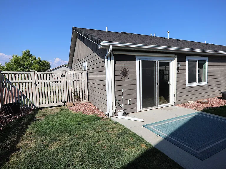 810 Pinyon Pl — Photo 5