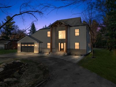 952 W Predmore Rd, Oakland, MI, 48363