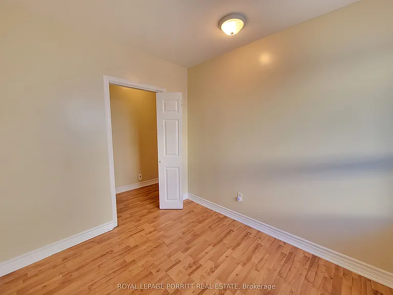 3295 Lake Shore Blvd W #A — Photo 5