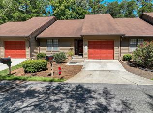 511 Sullivans Way, Seneca, SC 29672