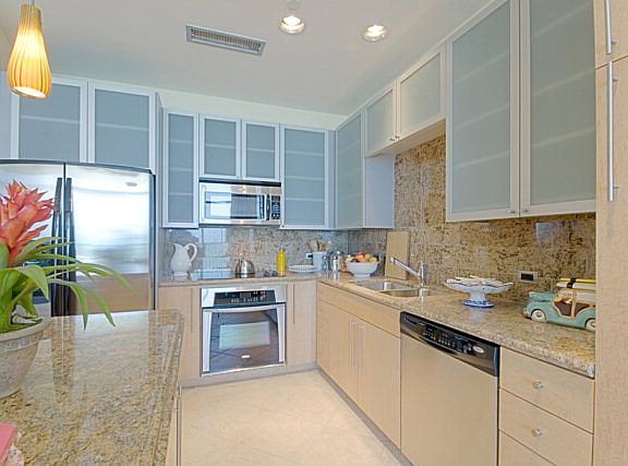 4th image of 310A Padre Blvd