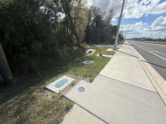 2nd image of 11959 Moccasin Wallow Rd