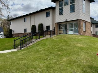 912 Hawthorne St Unit 106, Alexandria, MN 56308