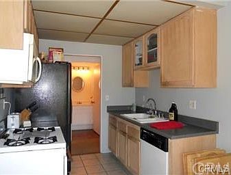 2nd image of 4575 Ramona Ave APT 4