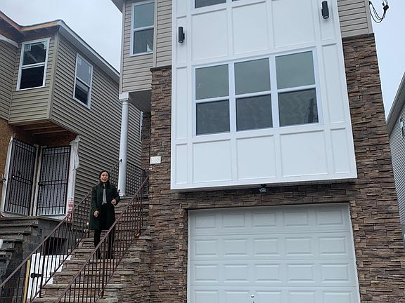 3rd image of 171 6th Ave