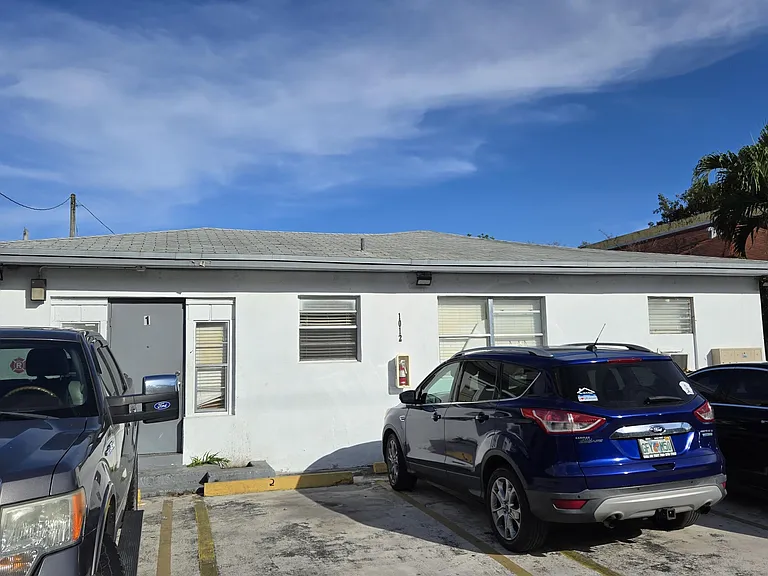 1012 NW 2nd Ave #6 — Photo 9