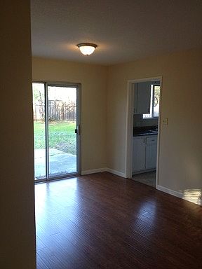 4th image of 1240 Grant St