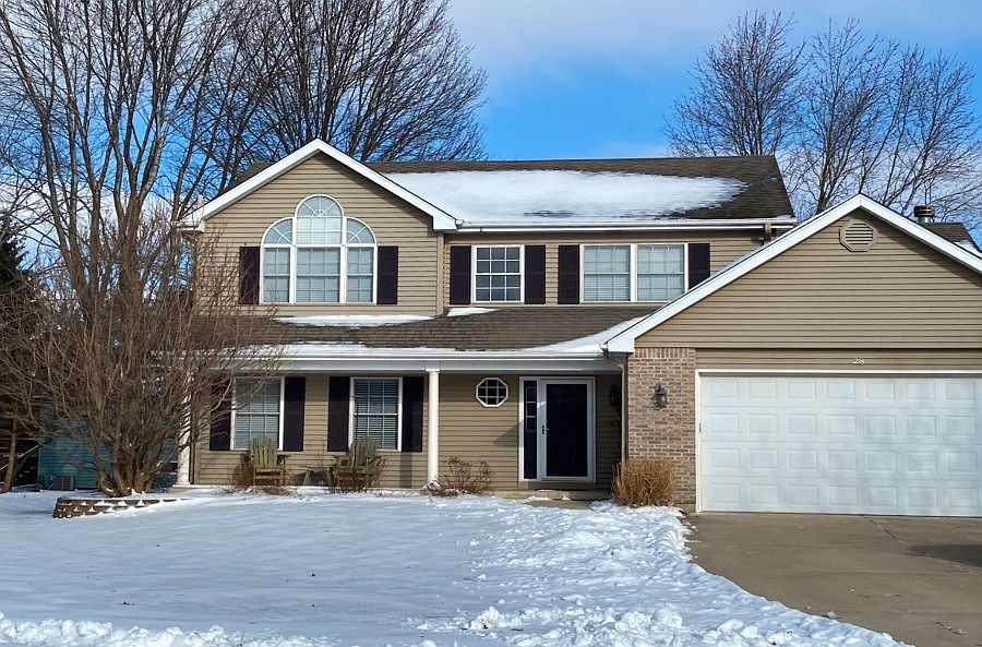 2nd image of 28 Briargate Cir