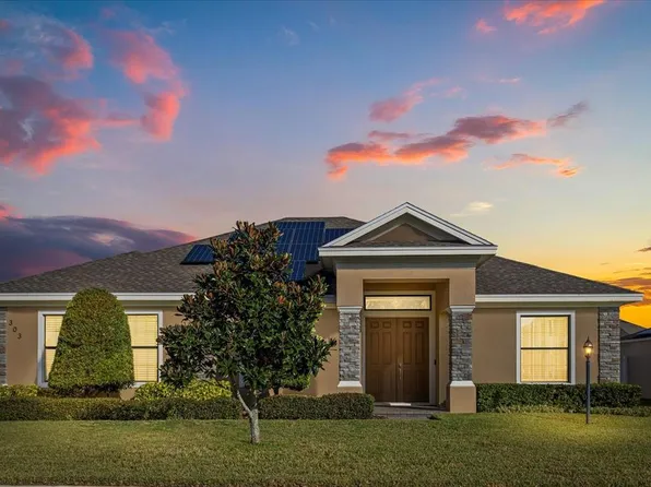 303 Lake Mariana Pl, Auburndale, FL 33823