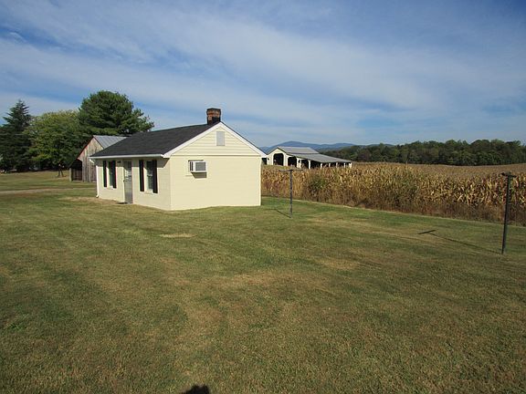 3rd image of 3635 Shelby Rd