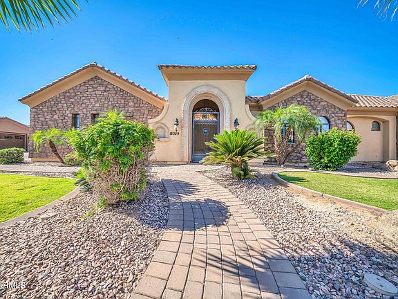 4th image of 18029 W SAN JUAN Avenue