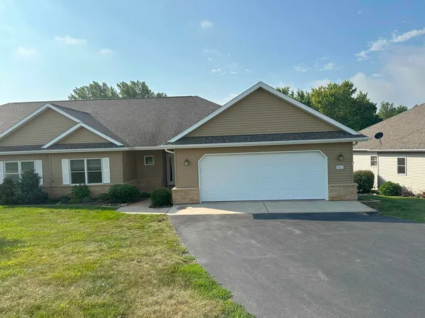 201 Cobblestone, Apple River, IL 61001
