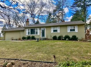 14574 Boichot Rd, Lansing, MI 48906