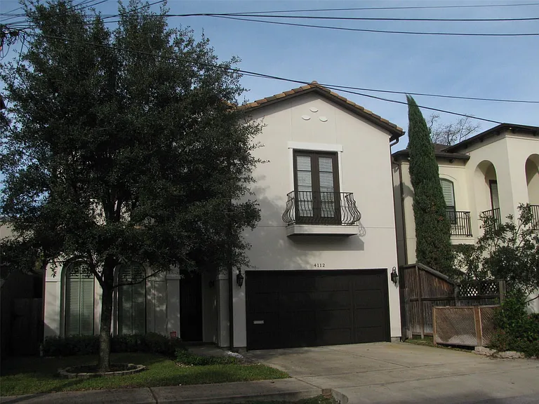 4112 Blossom St — Photo 2