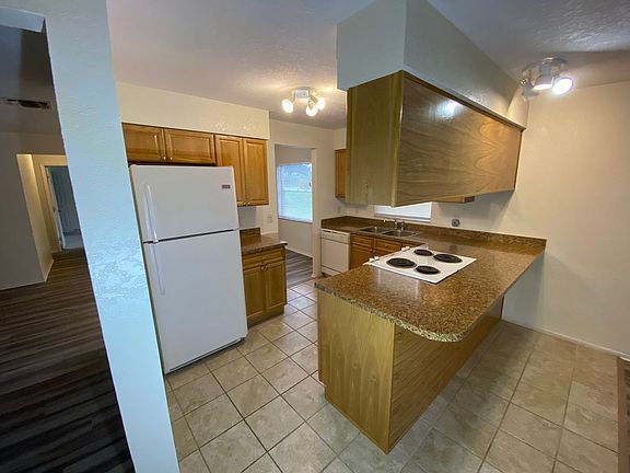2nd image of 2060 Newmark Dr
