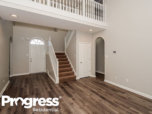 5th image of 10127 Lynham Dr