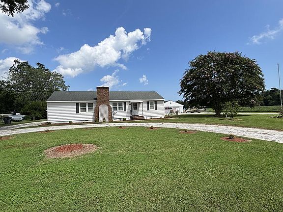 2nd image of 24189 Joynes Neck Rd