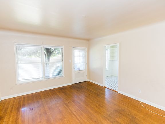 3rd image of 262 Wisconsin Ave APT G