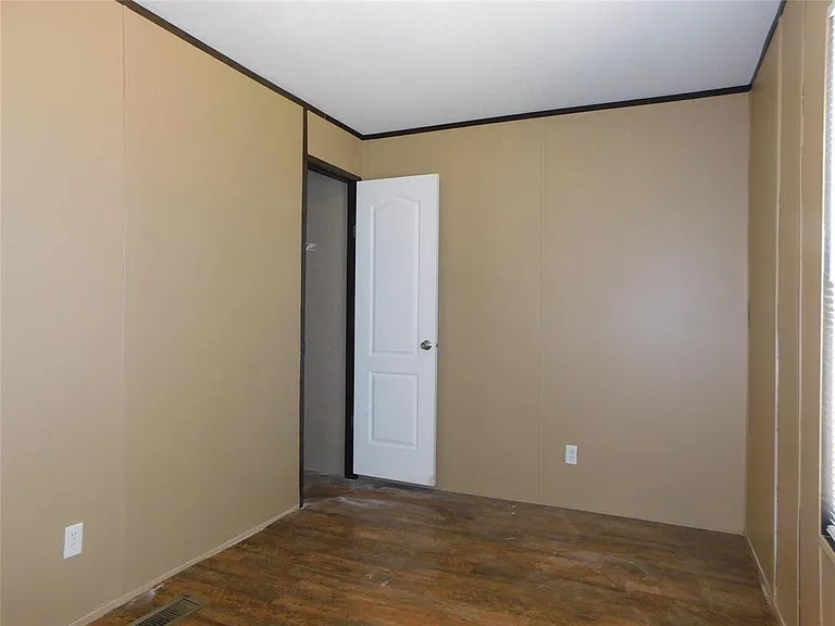 112 China Garden Ln — Photo 24