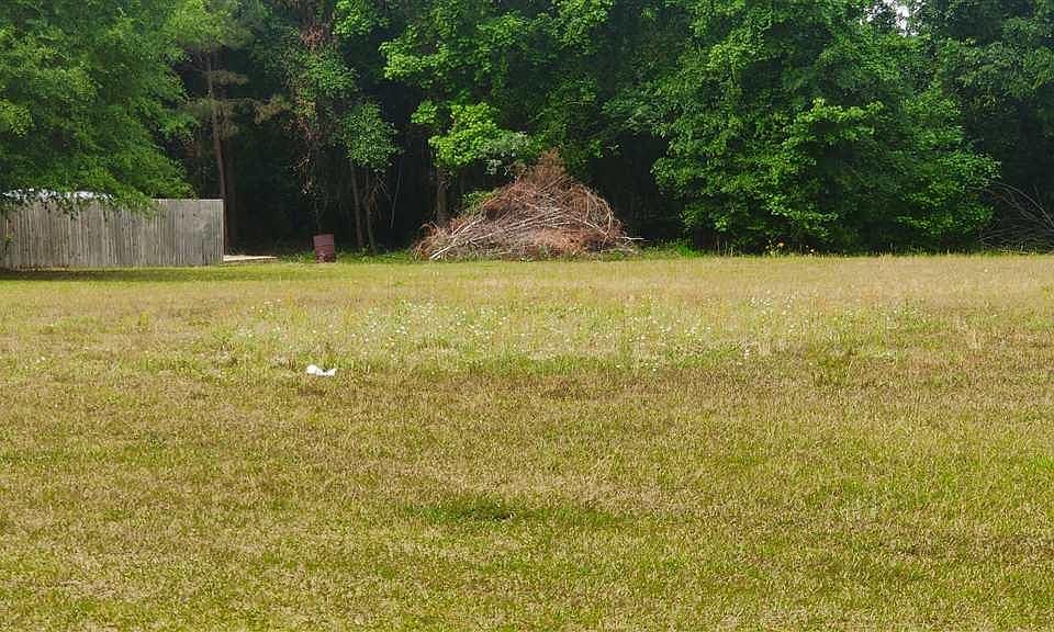 2nd image of 470 Springview Dr