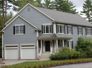 9 Karen Dr, Bedford, MA 01730