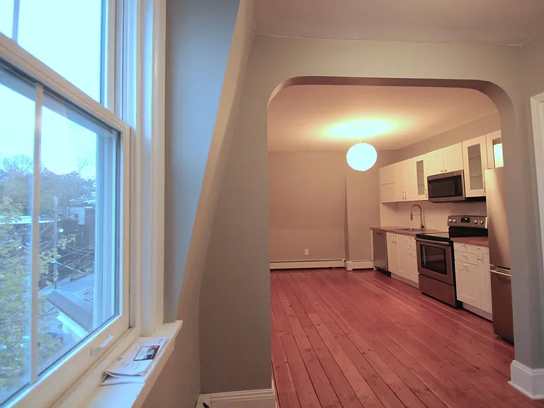 197 Liberty St #3 — Photo 8