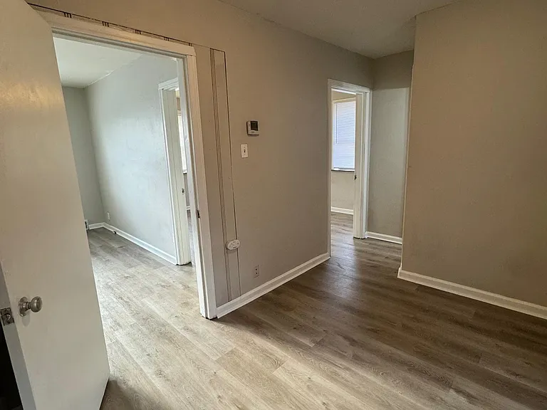 6430 Hampton Ave #1 — Photo 5