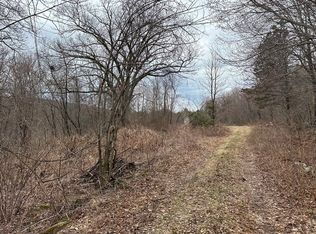 81 Town Farm Rd, Brookfield, MA 01506