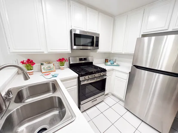 Benefit Apartments