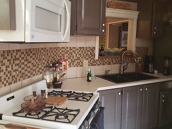 3rd image of 3050 Beck Blvd #L-12