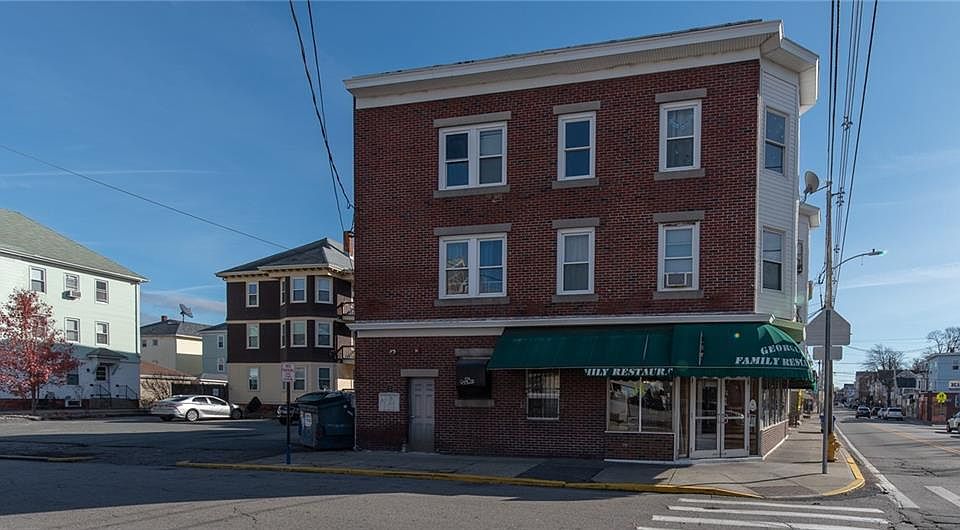 915913 Dexter St, Central Falls, RI 02863 MLS 1326227 Zillow