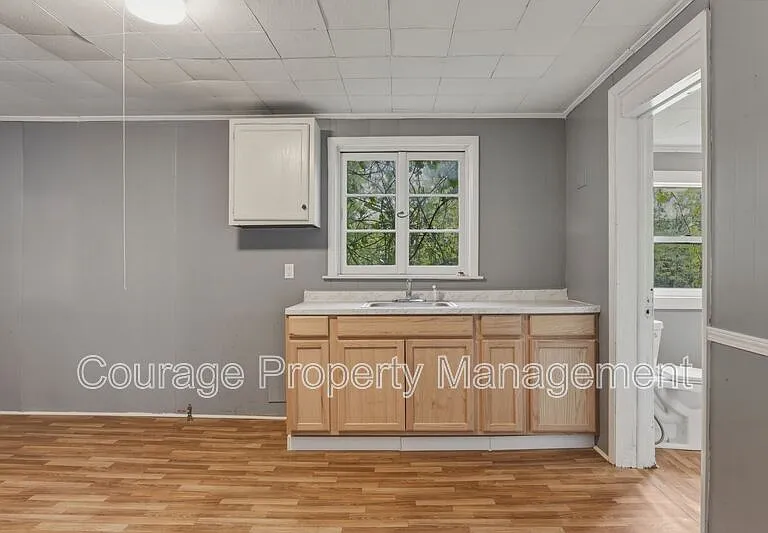 291 Sunset Dr #101 — Photo 11