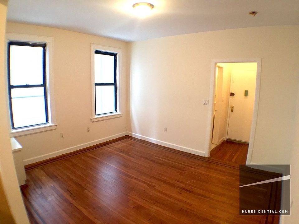 1st image of 4515 40th St APT 1R