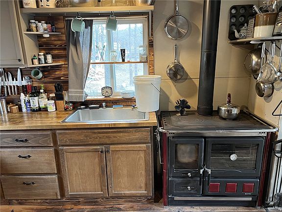 9th image of this home