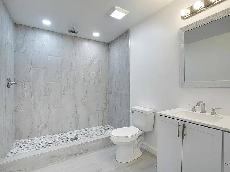 1032 Hoke Smith Dr — Photo 12