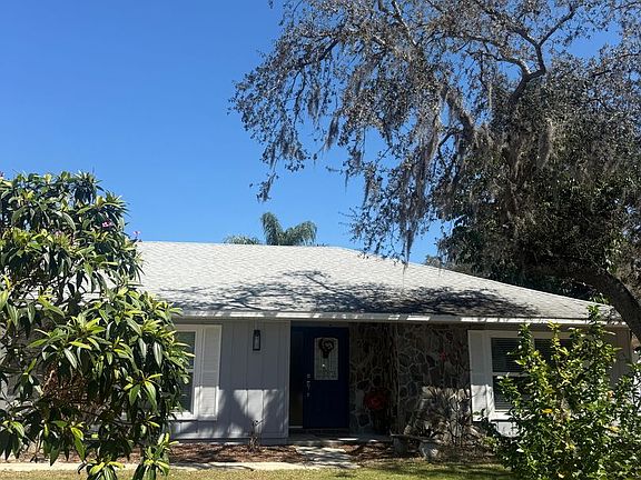 5th image of 354 Timberwood Ct
