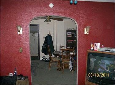 4th image of 2518 Brandes St