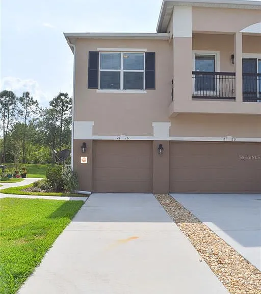 2116 Betsy Ross Ln #2116 — Photo 1