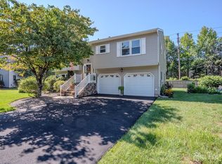 31 Pullman Loop, Dayton, NJ 08810