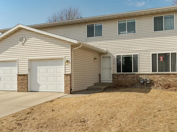 314 10th Ave NW, Byron, MN 55920