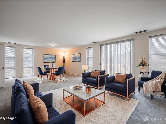 3rd image of 2230 S Patterson Blvd APT 31