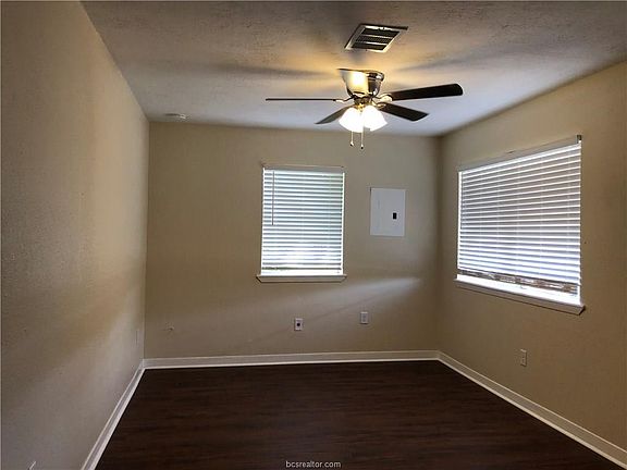 2nd image of 606 W Martin Luther King Jr St