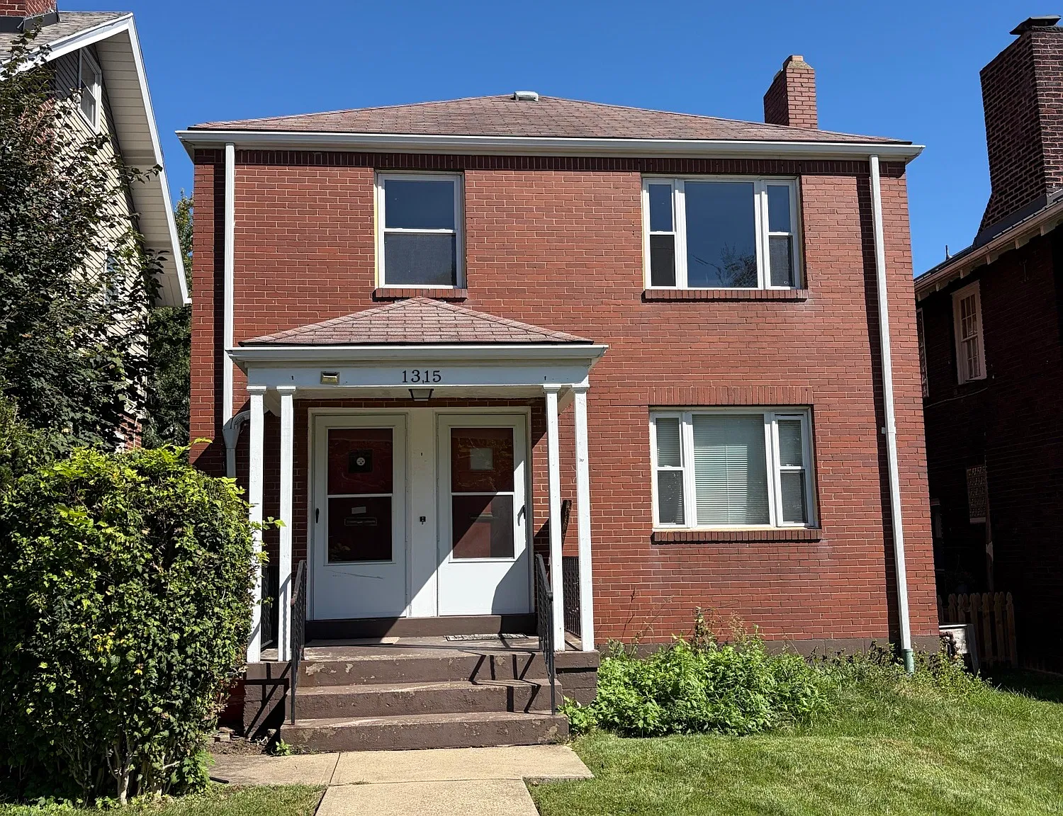 2 bed, 1000 sqft, $1,400 — Photo 1