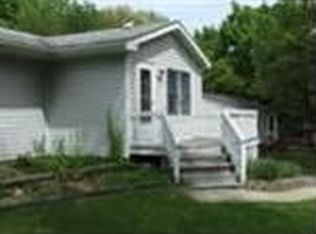 324 Summit St, Hillsdale, MI 49242